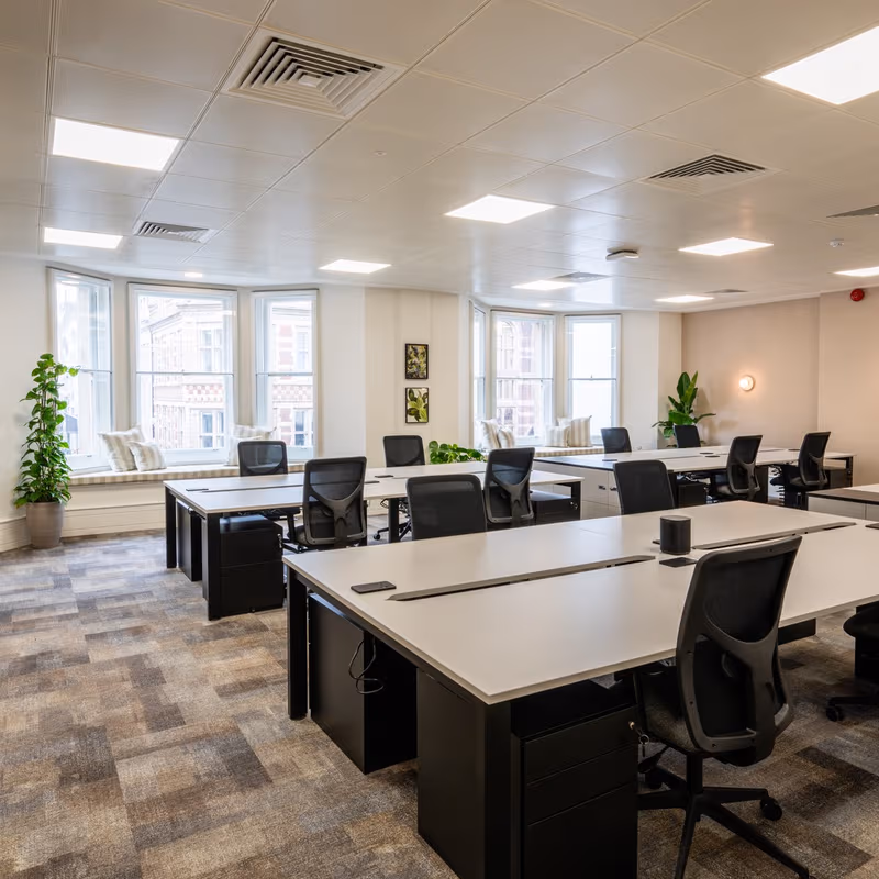166 Piccadilly, St James's - Image 4