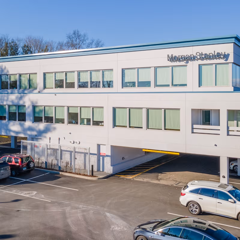 500 Post Rd E, Westport - Image 9