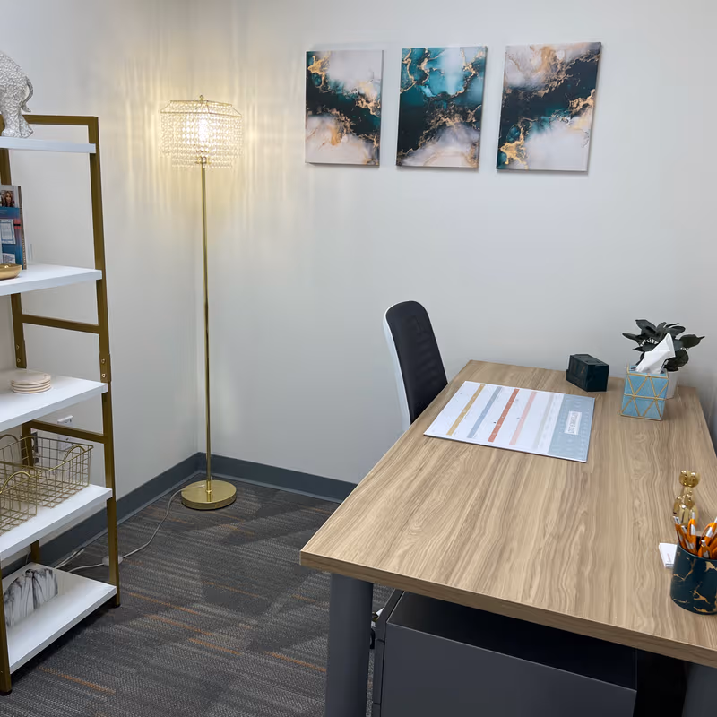 801 W BIG Beaver Road, Troy - Image 2