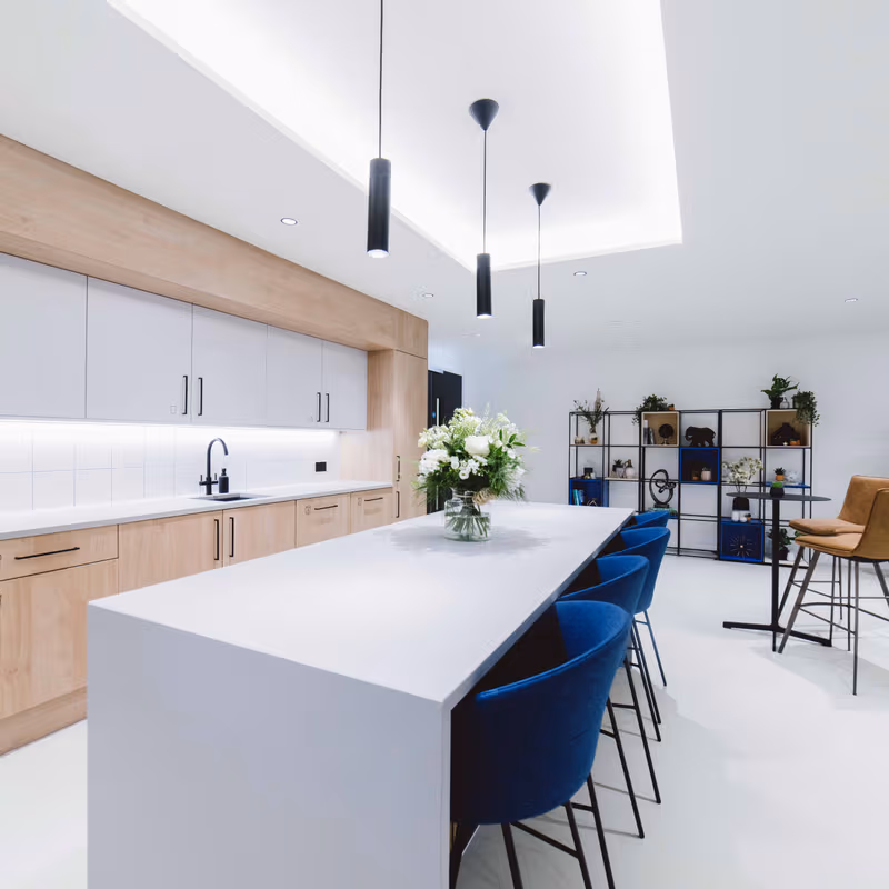 Parkway, Buckinghamshire - Image 8