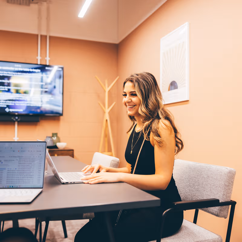 Fulham Road, Greater London - Image 9