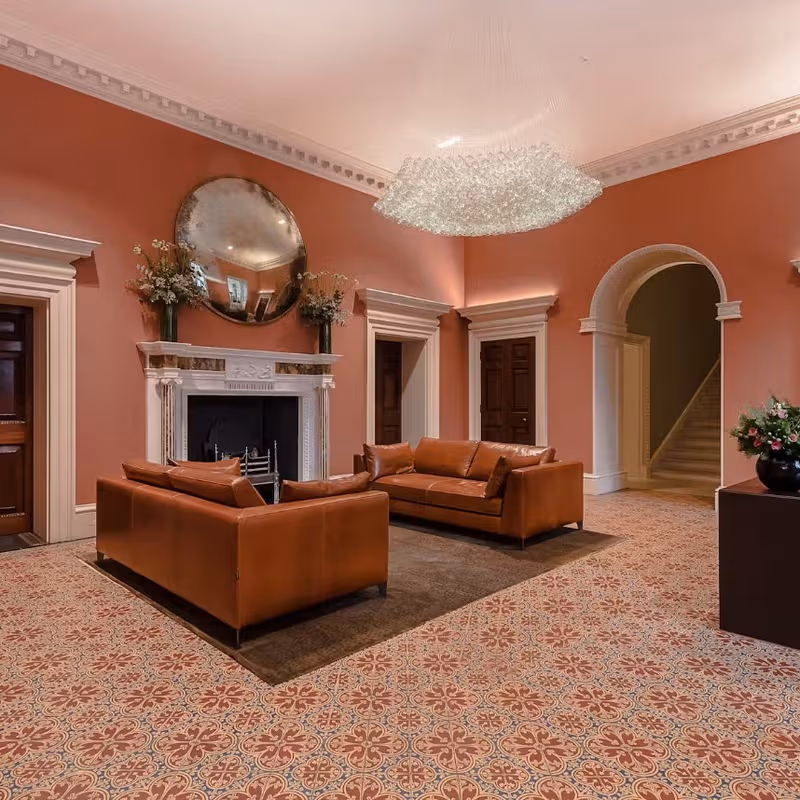 5 St James's Square, St James's - Image 5