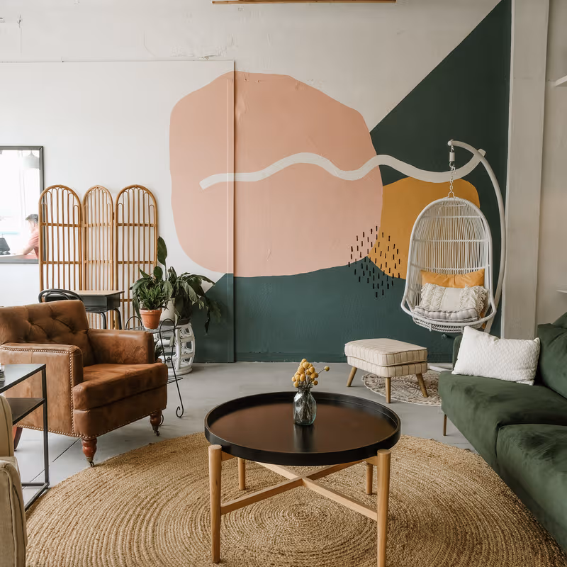 2112 East Thompson Boulevard, Ventura - Image 2