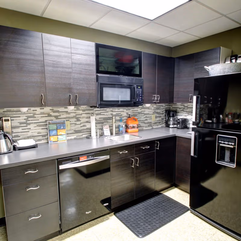 175 S 3rd St, Columbus - Image 6