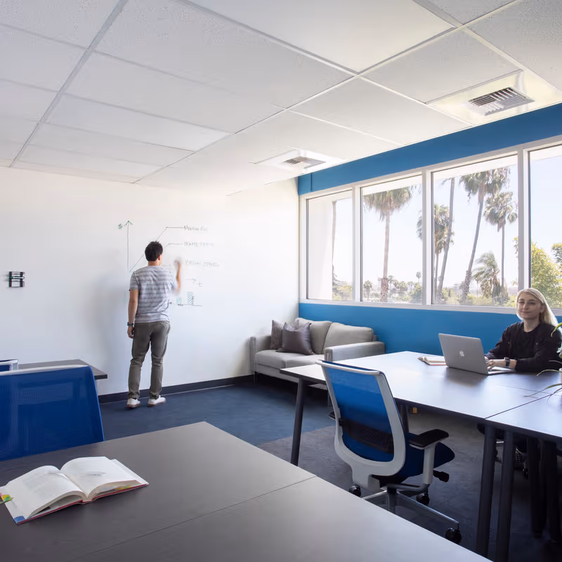 6600 Sunset Blvd, Los Angeles - Image 12