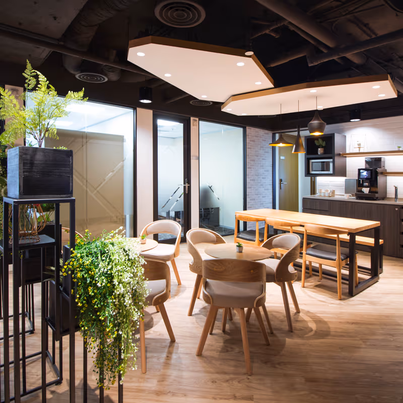 18 Harcourt Road Admiralty, Hong Kong Island - Image 6