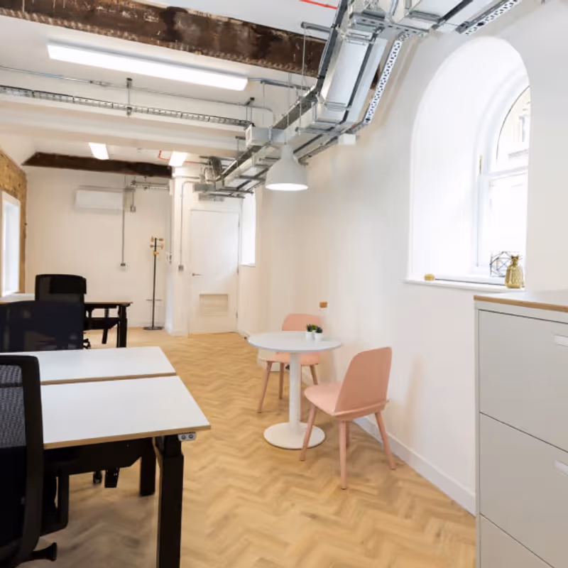 21 Liverpool Street, Greater London - Image 1