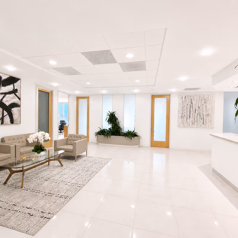 701 Brickell Avenue, Miami - Image 2