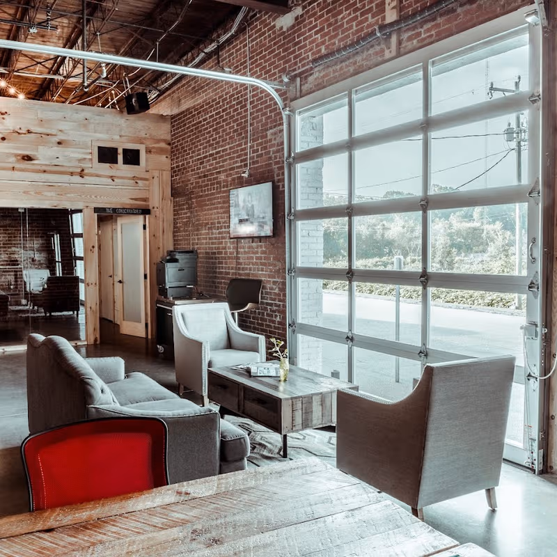 25 Delano Dr, Greenville - Image 2