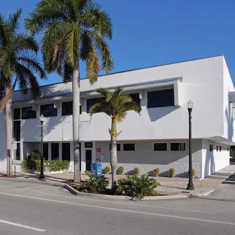 2719 Hollywood Boulevard, Hollywood - Image 11