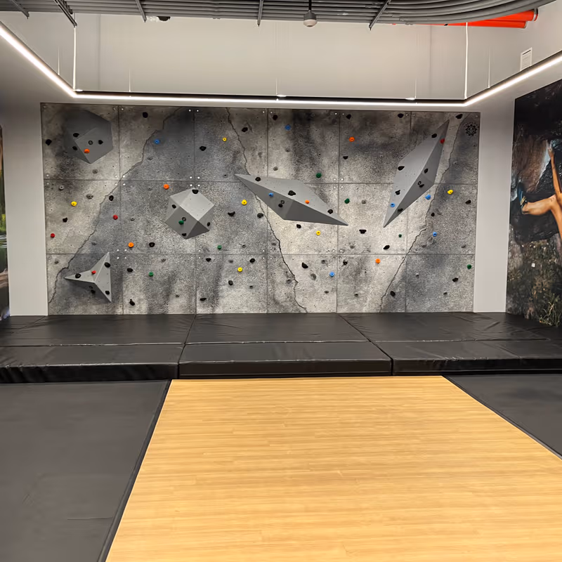 25 Kent Avenue, Brooklyn - Image 8