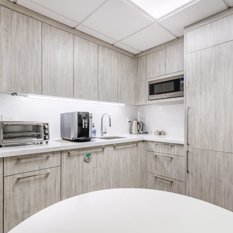 347 Jane St, Toronto - Image 10