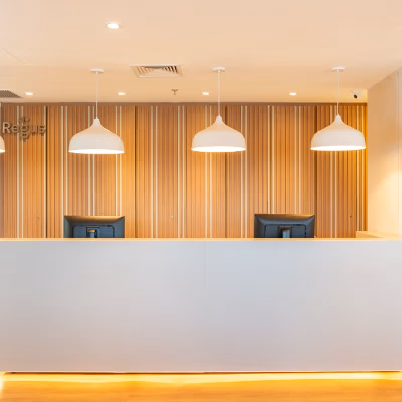 20721 Holyoke Ave, Lakeville - Image 1