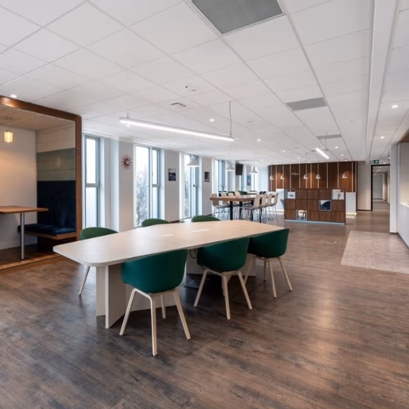 20721 Holyoke Ave, Lakeville - Image 2