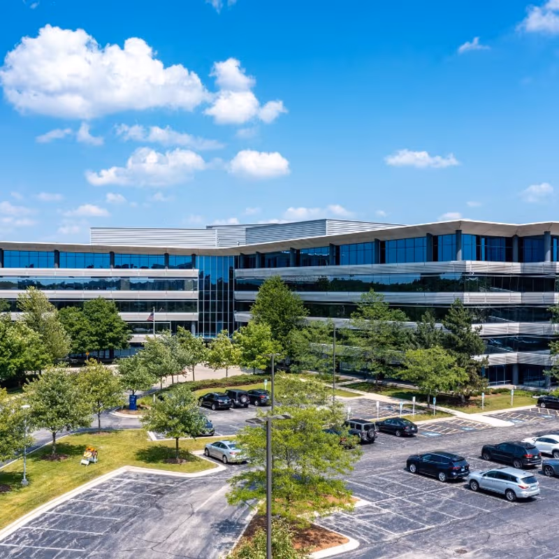 700 Commerce Drive, Oak Brook - Image 9