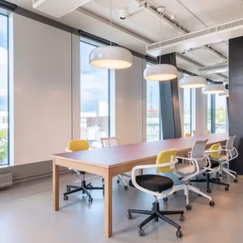 555 Andover Park W, Tukwila - Image 1