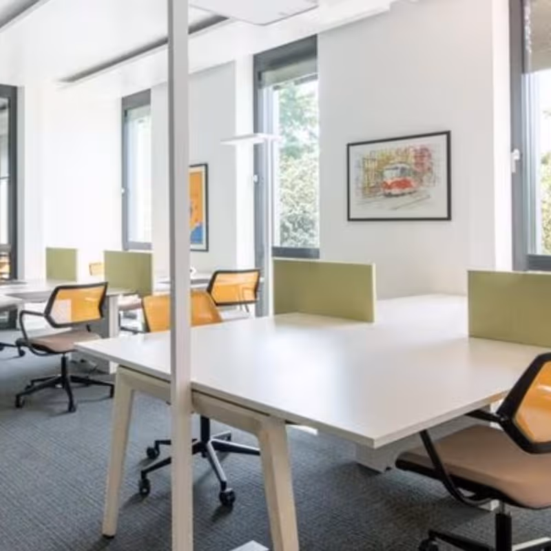 1037-1045 Elm Street, Manchester - Image 1