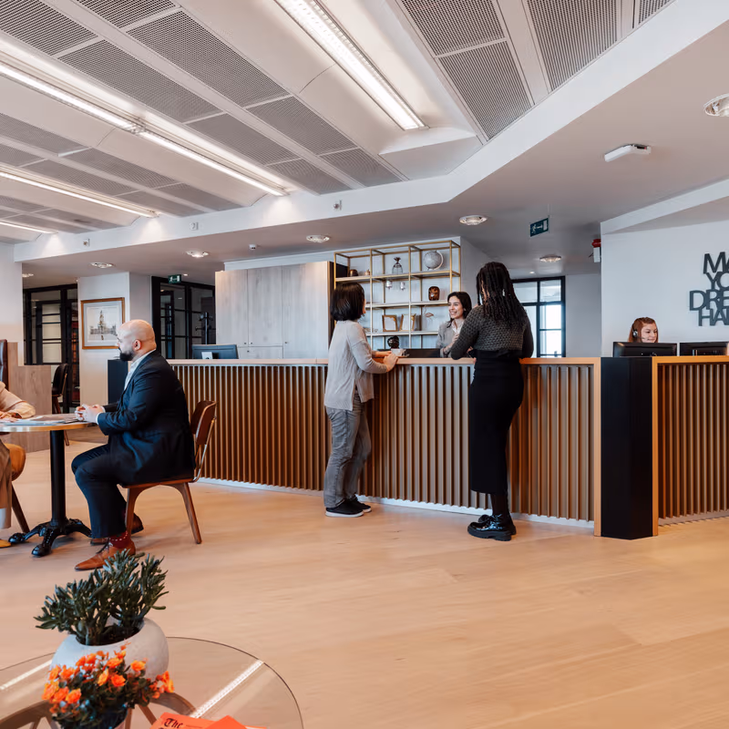 5 Place Du Champ De Mars, Ixelles - Image 8