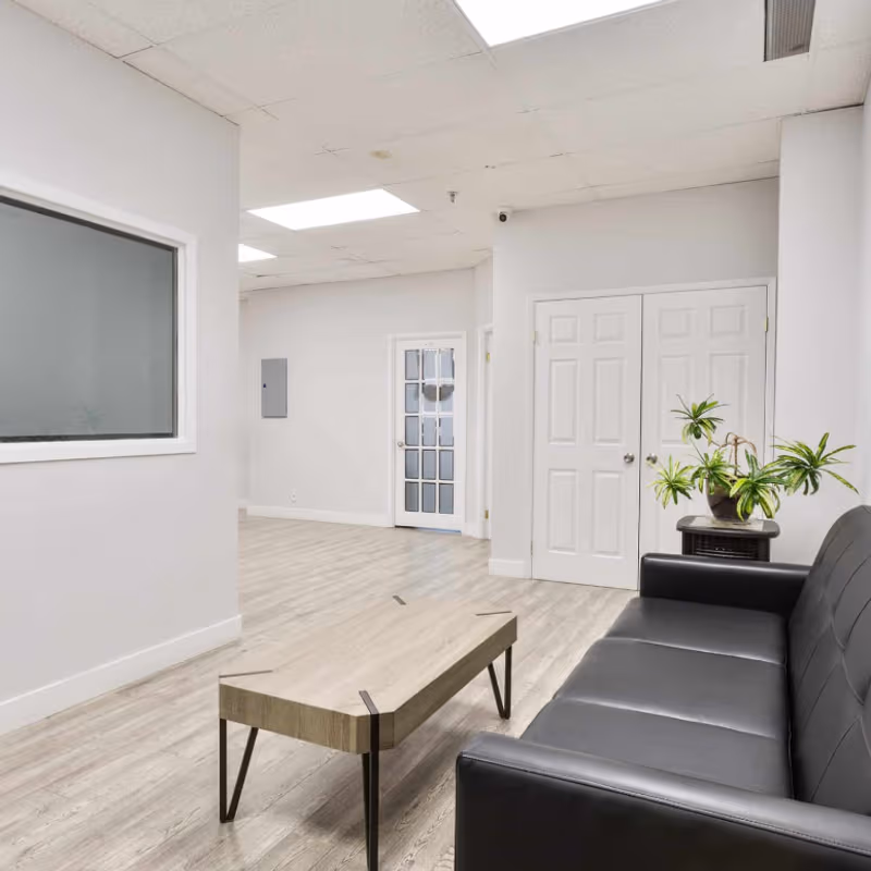 330 Hwy 7, Richmond Hill - Image 3