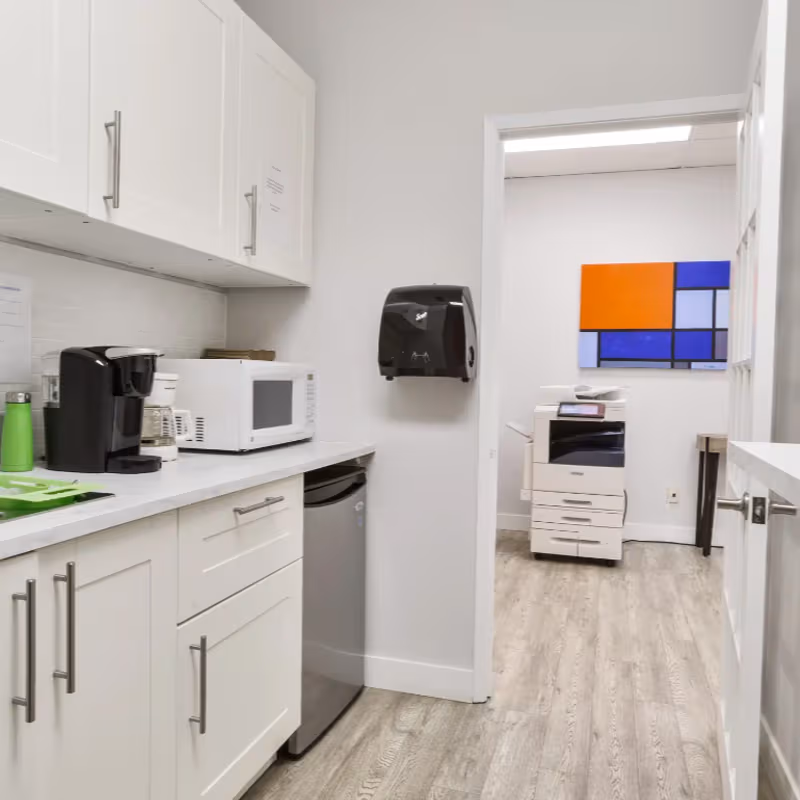 330 Hwy 7, Richmond Hill - Image 7