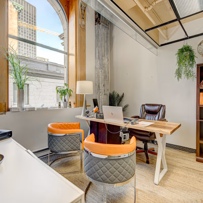 204 Rue Du Saint-sacrement, Montréal - Image 1