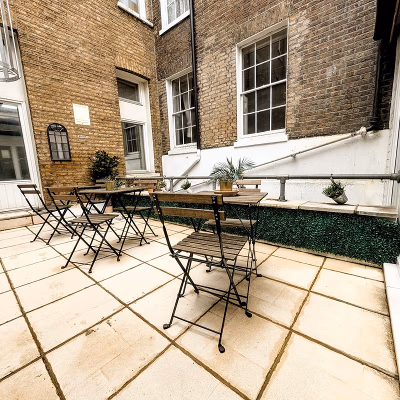262a Fulham Rd, London - Image 11