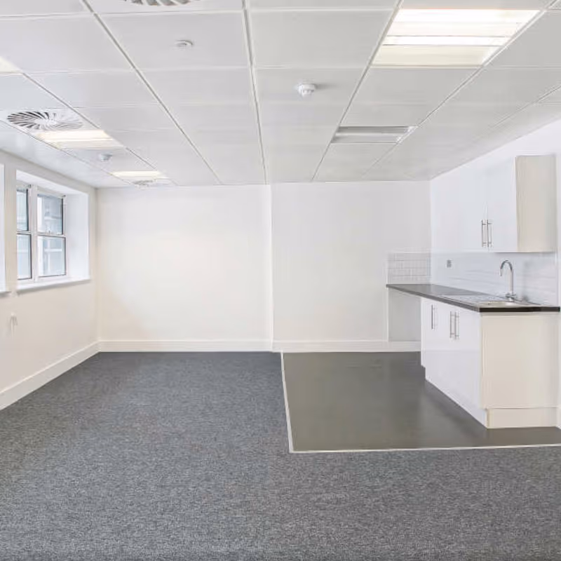 28 King Street, Greater London - Image 4