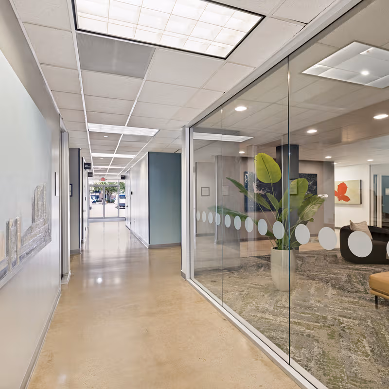 1300 Bay Area Boulevard, Houston - Image 2