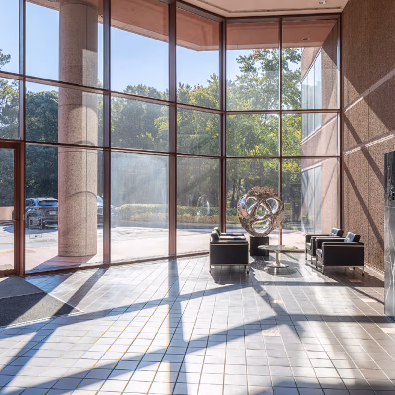 1995 N Park Pl Se, Atlanta - Image 2