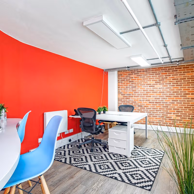 17 Mill Street, London - Image 4
