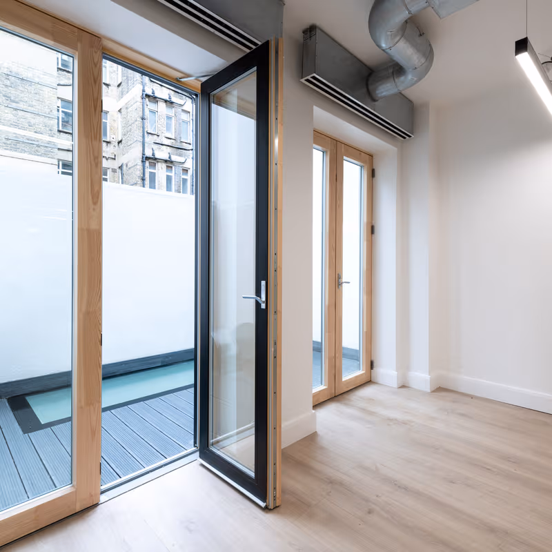 7 Hertford Street, Greater London - Image 5
