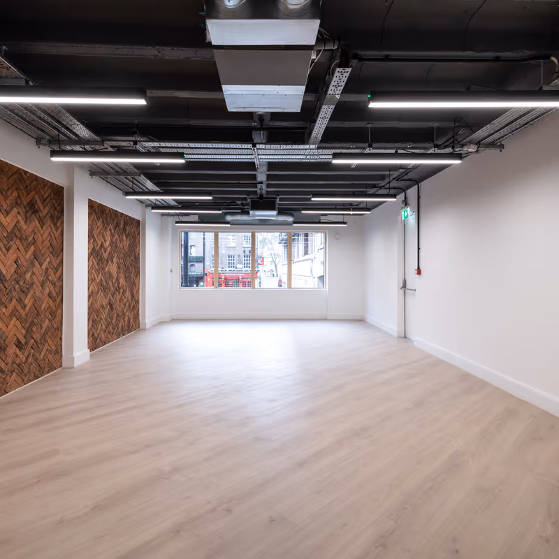 7 Hertford Street, Greater London - Image 4