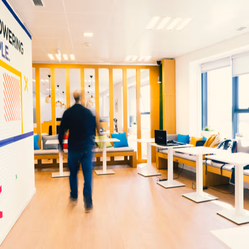 13 Av Dom João Ii, Lisboa - Image 8