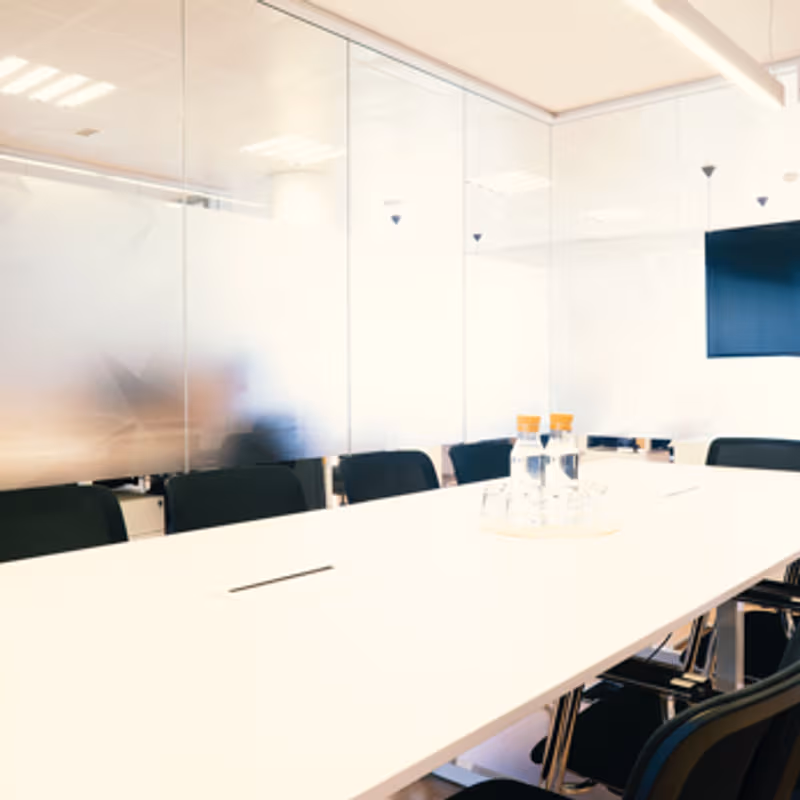 13 Av Dom João Ii, Lisboa - Image 5