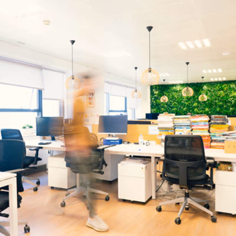 13 Av Dom João Ii, Lisboa - Image 4