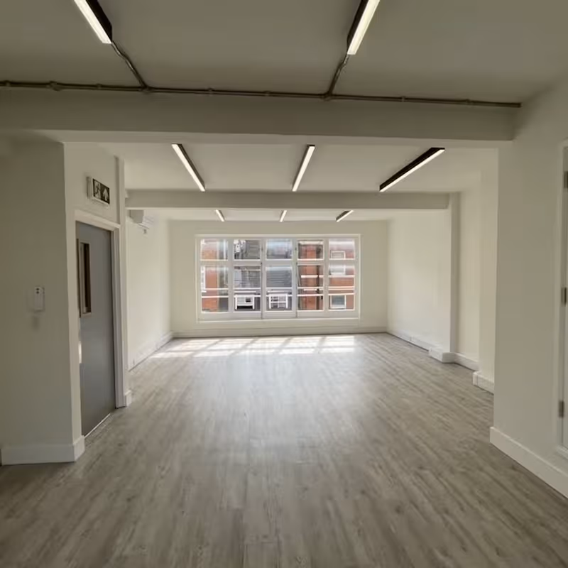 3-5 Barrett Street, Marylebone - Image 2