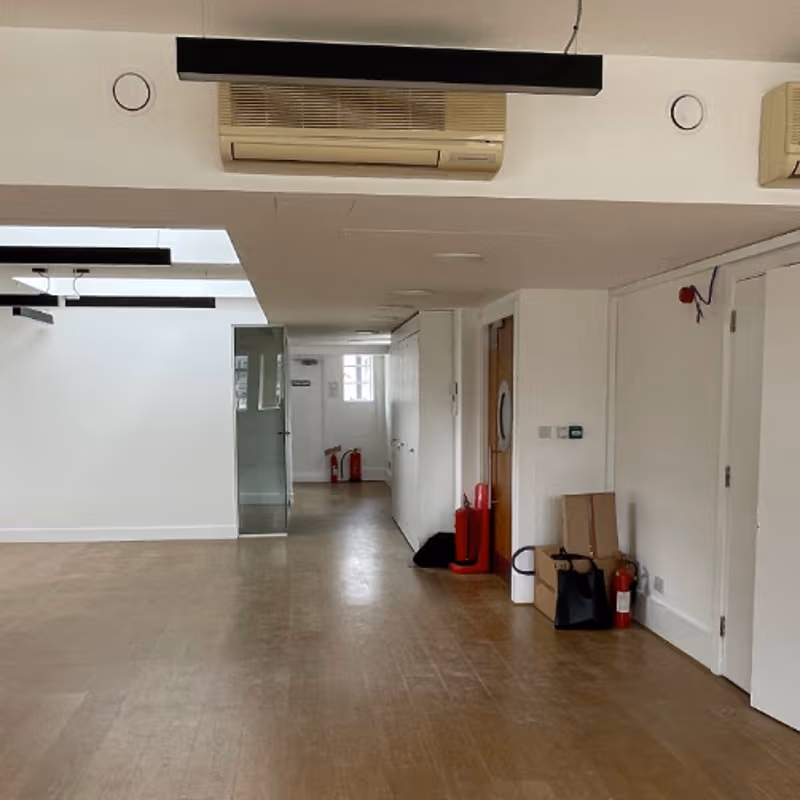 9 Argyll Street, Soho - Image 2