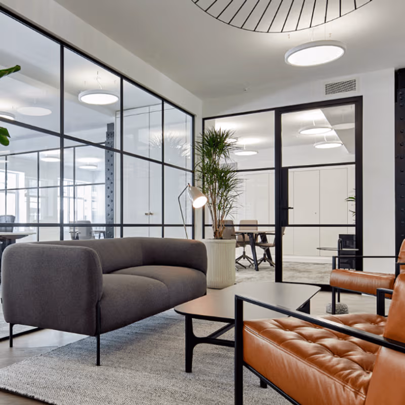 3 St Helen's Place, Greater London - Image 5