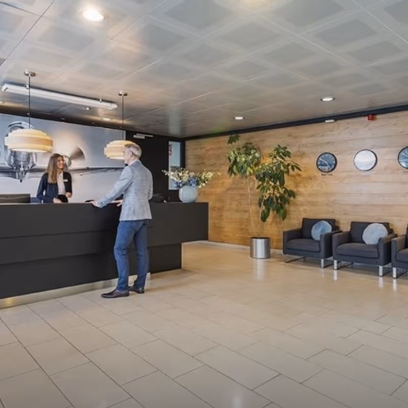 41-63 Tupolevlaan, Schiphol-rijk - Image 1