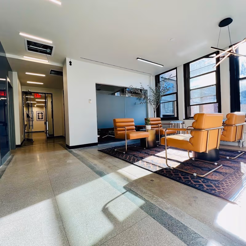 307 West 38th Street, New York - Image 9