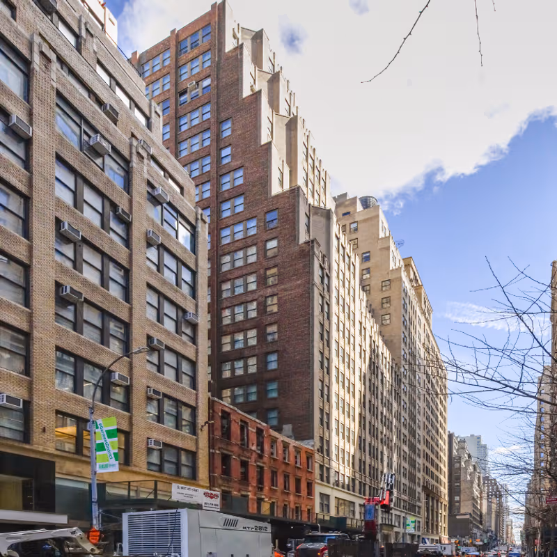 307 West 38th Street, New York - Image 10