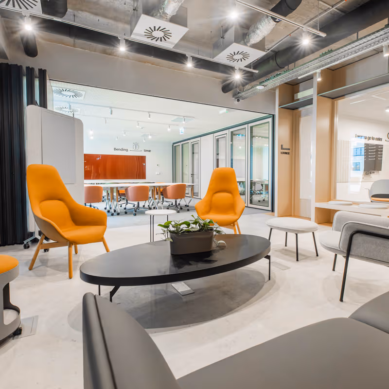 99 Váci Út, Budapest - Image 1