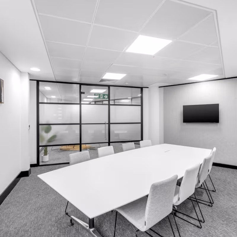 9 Kingsway, London - Image 6