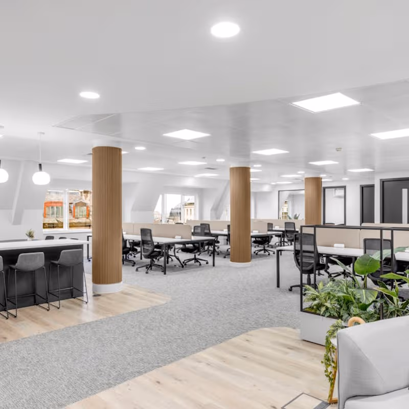 9 Kingsway, London - Image 7