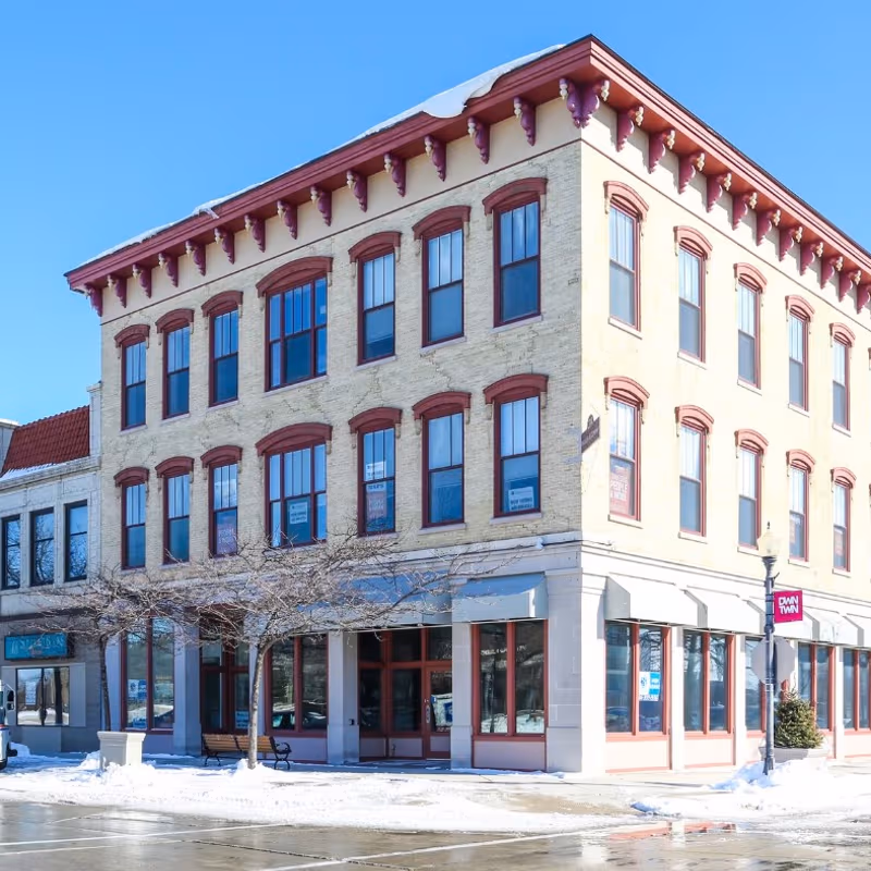 703 N 8th St, Sheboygan - Image 10