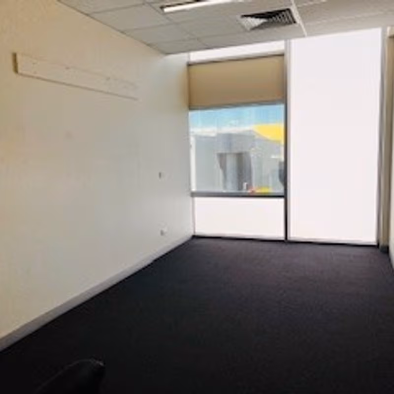 62 Tarnard Drive, Braeside - Image 4