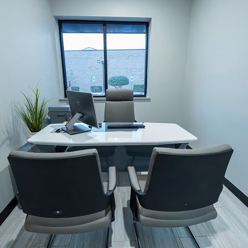 404 Airport Freeway, Bedford - Image 2