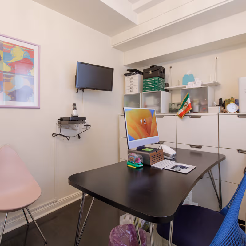 210 East 68th Street, New York City - Image 5