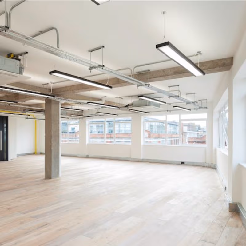 104-110 Goswell Road, Clerkenwell - Image 3