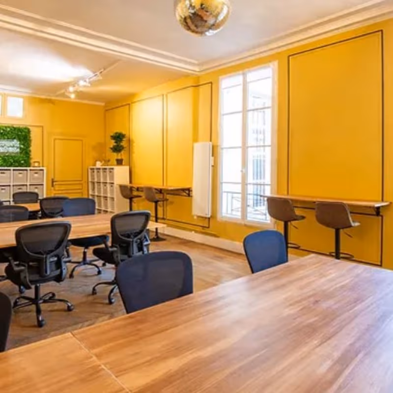 32 Rue Du Faubourg Poissonnière, Paris - Image 4